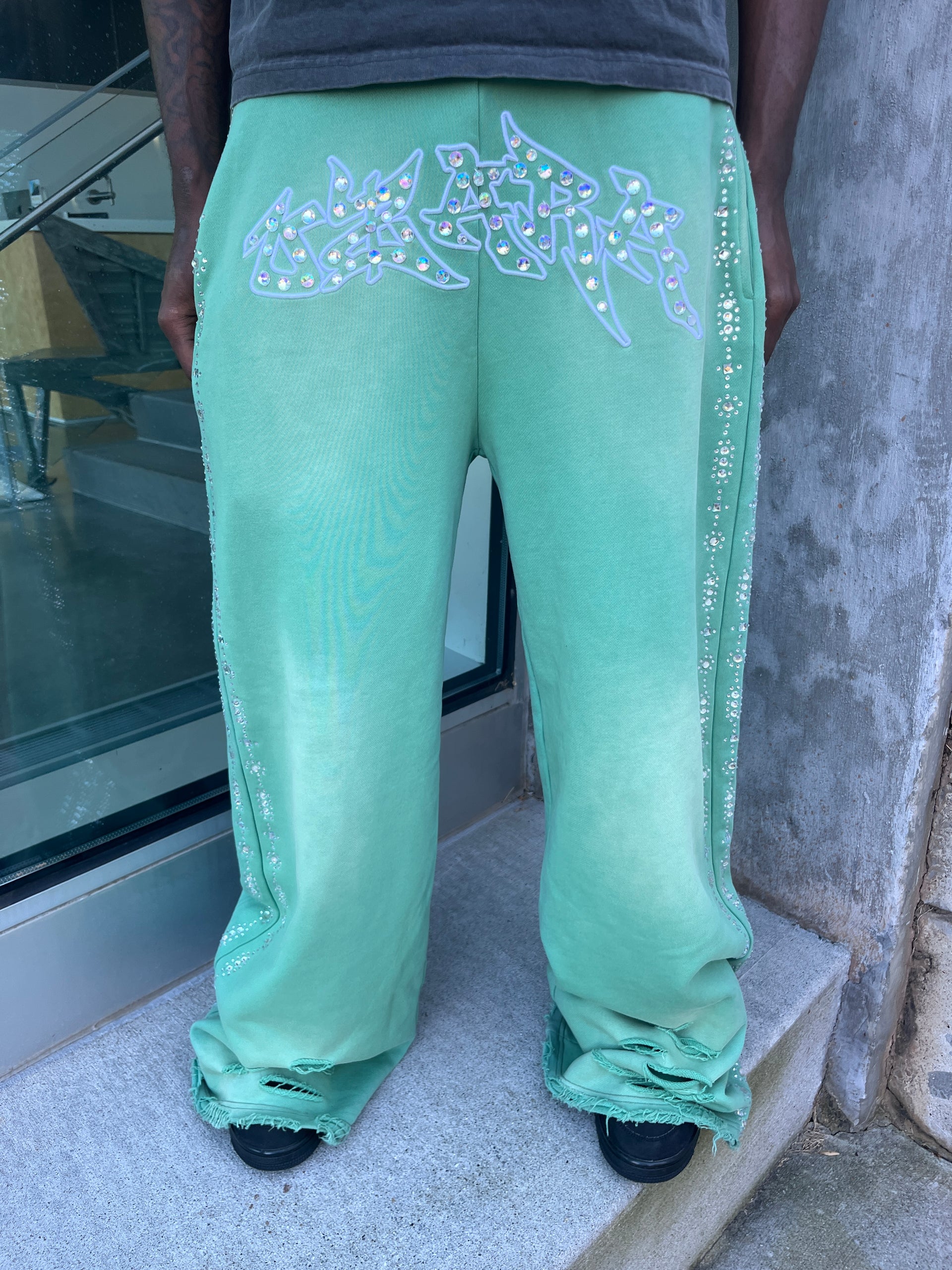 OZARA GREEN SWEATPANTS