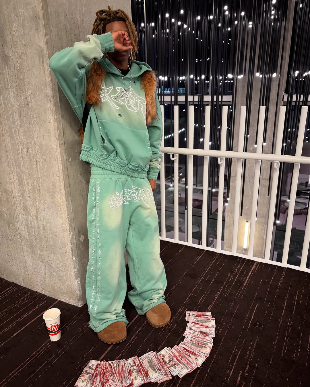 OZARA GREEN SWEATPANTS